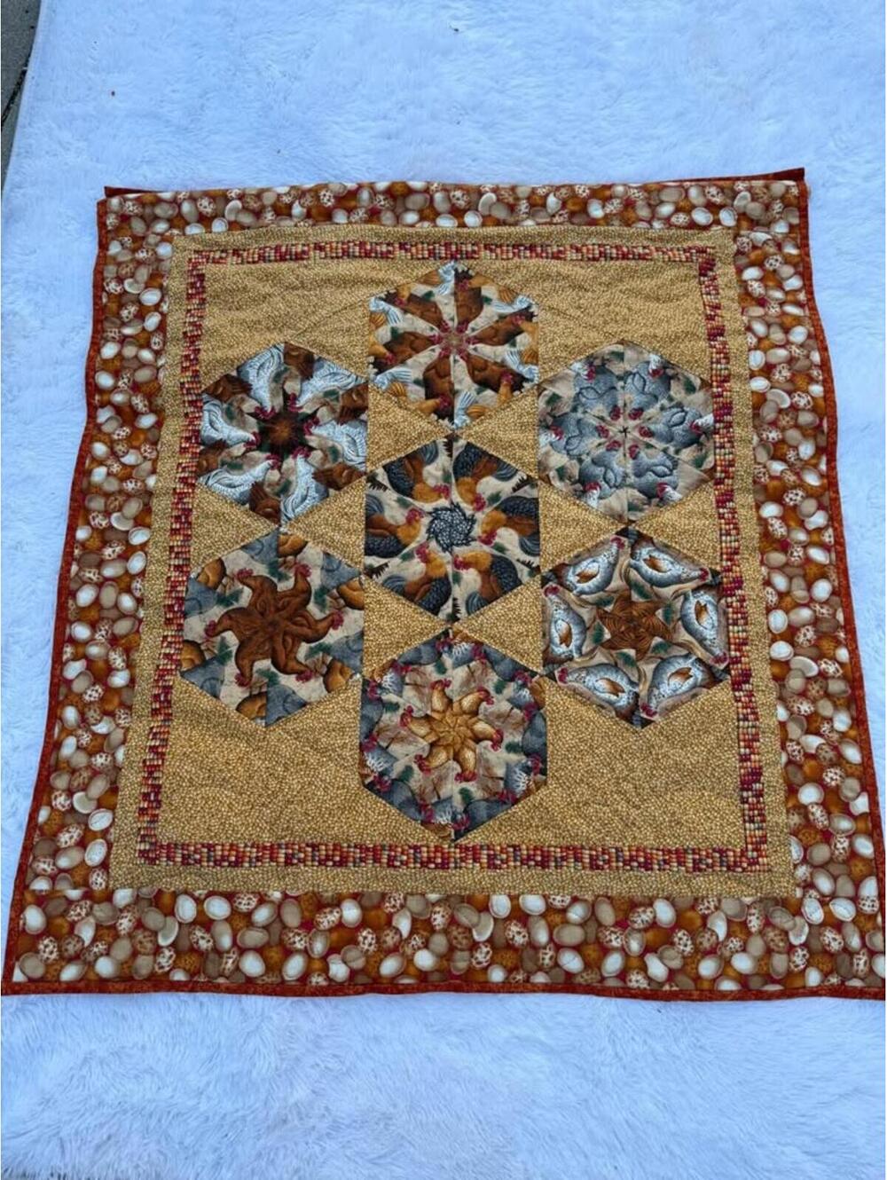 Handmade Chicken Rooster Hexagon hanging wall Quilt